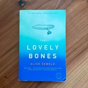 THE Lovely Bones  by Alice Sebold. Book EUC